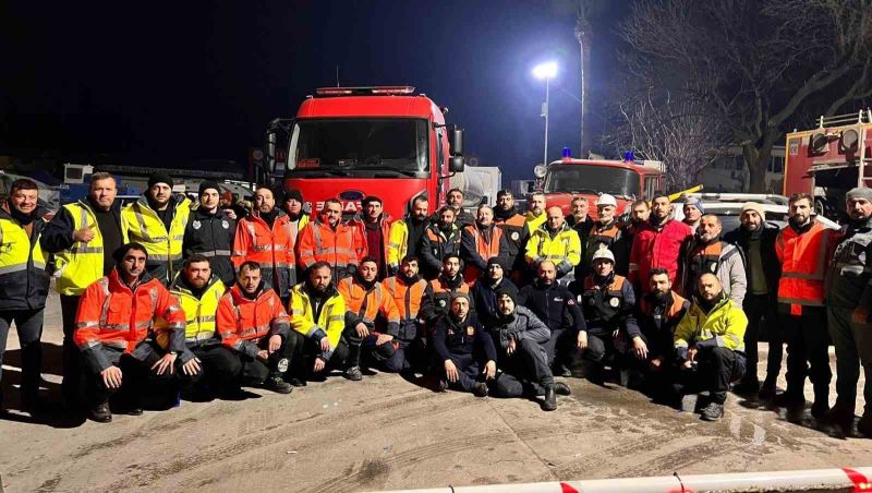 Yalova Altınova depremzedeler için bir oldu
