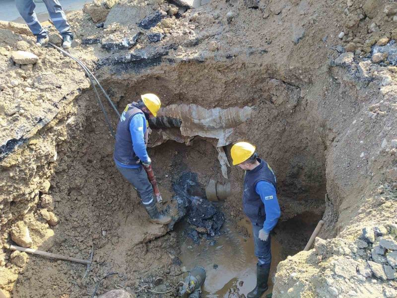 Hatay’ın su şebekesine Konya ekiplerinden can suyu
