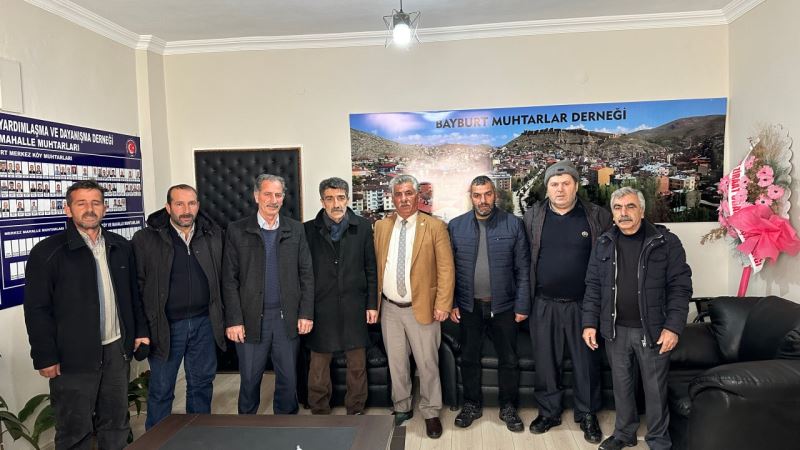 Bayburt’ta köy ve merkez mahalle muhtarlarının deprem bölgesine yardımları sürüyor
