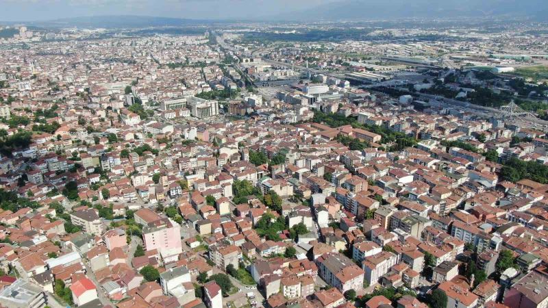 Tahir Büyükakın deprem bölgesinde açıkladı: 