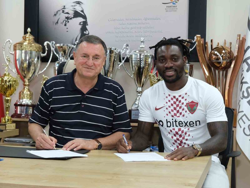 Hataysporlu futbolcu Christian Atsu hayatını kaybetti
