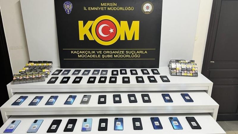 Mersin’de gümrük kaçağı cep telefonu ve sigara ele geçirildi
