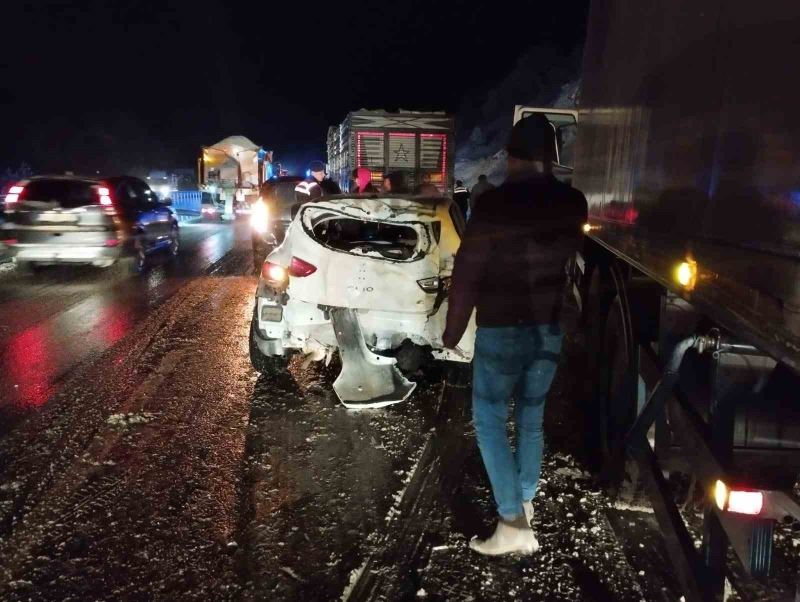 Kütahya’da zincirleme trafik kazası: 1 yaralı
