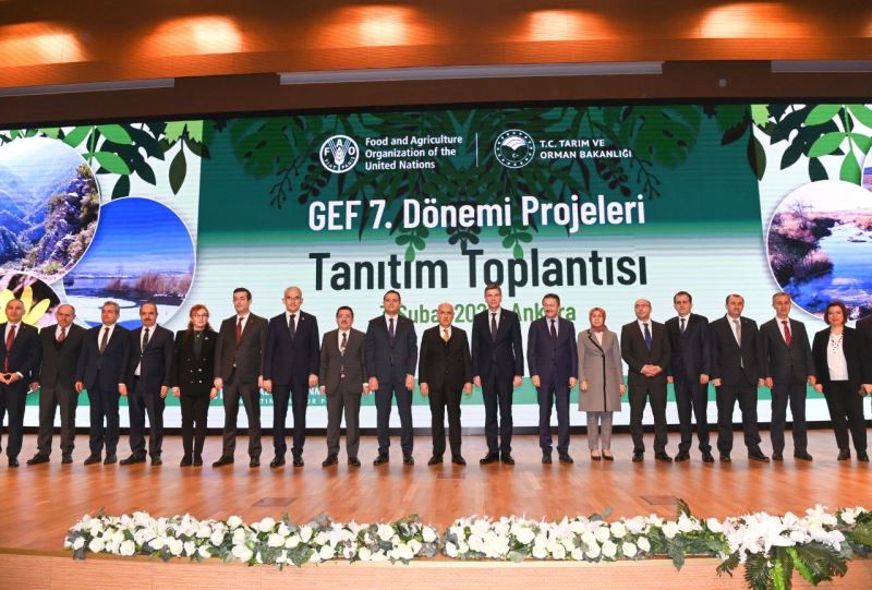 BAKAN KİRİŞCİ, GEF 7. DÖNEMİ PROJELERİNİN TANITIM TOPLANTISINA KATILDI