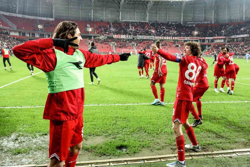 Samsunspor liderliği korumak için sahaya çıkıyor
