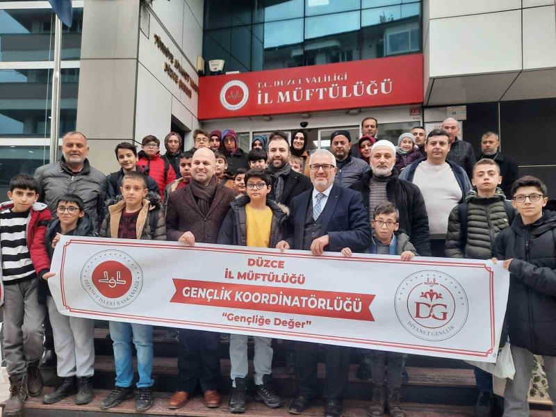 Gençliğe değer erkek kampı başladı
