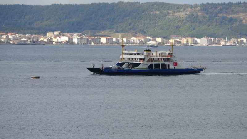 Bozcaada ve Gökçeada’ya beklenen fırtına nedeniyle 2 gün tüm feribot seferleri iptal edildi
