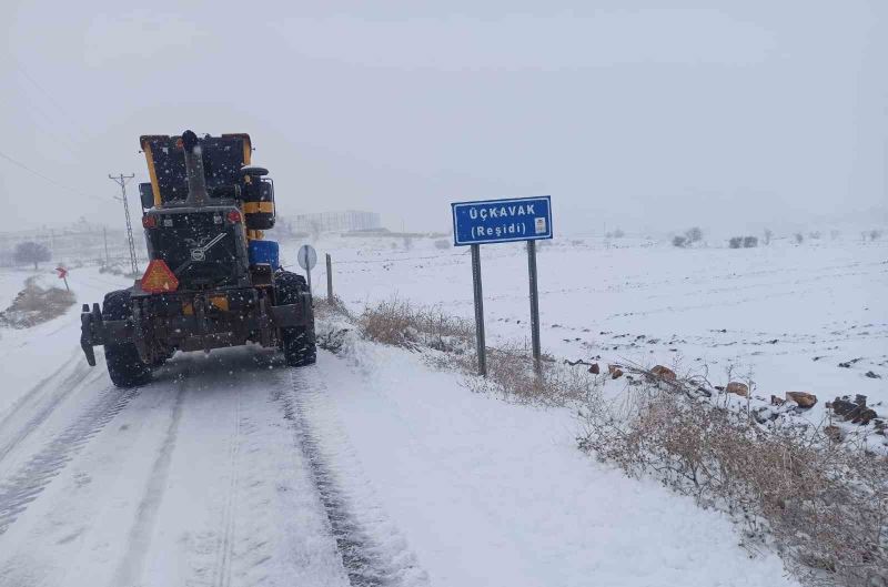 Mardin’de 157 kırsal mahallenin yolu ulaşıma kapandı
