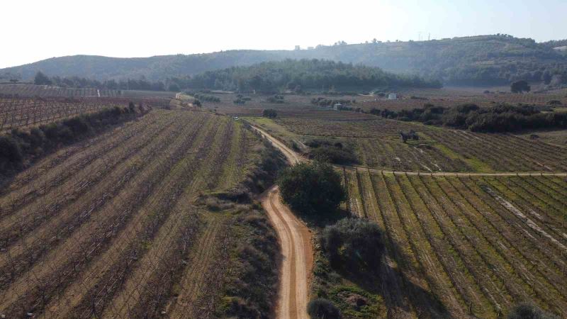 Tarsus’ta çiftçilerin 50 yıllık yol çilesi sona eriyor
