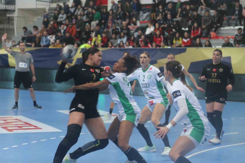 EHF Kadınlar Şampiyonlar Ligi: Kastamonu Belediyespor: 27 - Györi: 39
