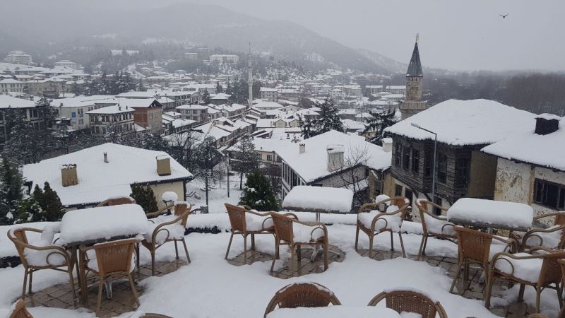 Sakarya’nın tarihi konakları karlar altında
