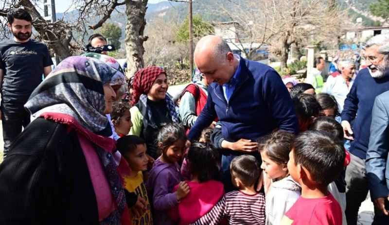 ULAŞTIRMA VE ALTYAPI BAKANI ADİL KARAİSMAİLOĞLU: İNŞA EDİLECEK KALICI KONUTLARIN PLAN VE PROJELERİNİ YAPTIK