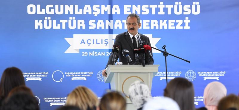 SAMSUN OLGUNLAŞMA ENSTİTÜSÜ KÜLTÜR SANAT MERKEZİ, BAKAN ÖZER