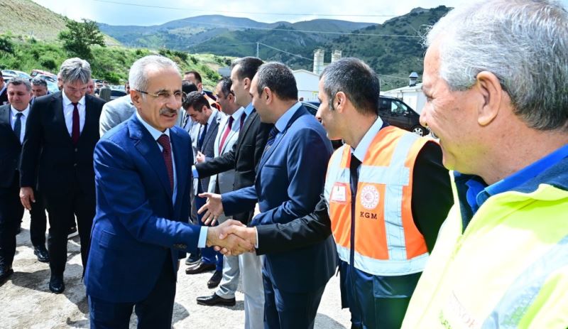 ULAŞTIRMA VE ALTYAPI BAKANI URALOĞLU: KOP TÜNELİ, ÜLKEMİZİN KUZEY-GÜNEY KORİDORLARINI BİRBİRİNE BAĞLAYACAK ÖNEMLİ BİR AKS NOKTASI