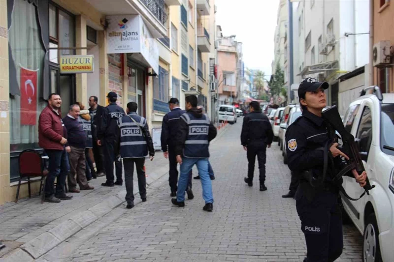 Aydın Emniyet Müdürlüğü Öğrenciler İçin Tam Kadro Sahada